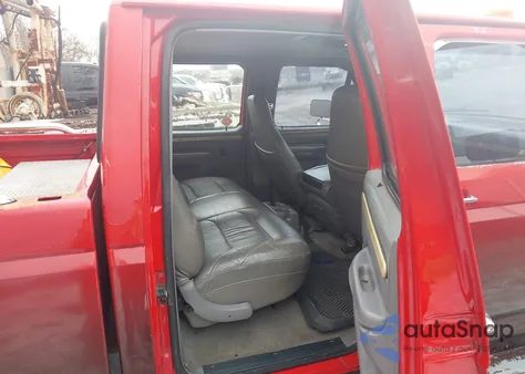 1996 Ford F350 z USA, uszkodzony, nr VIN 1FTJW35F0TEB28599